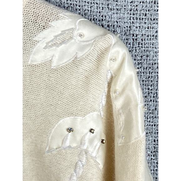 Carducci Angora Sweater Women’s Medium Cream Embellished Holiday Glam Retro ‘80s - Picture 7 of 16